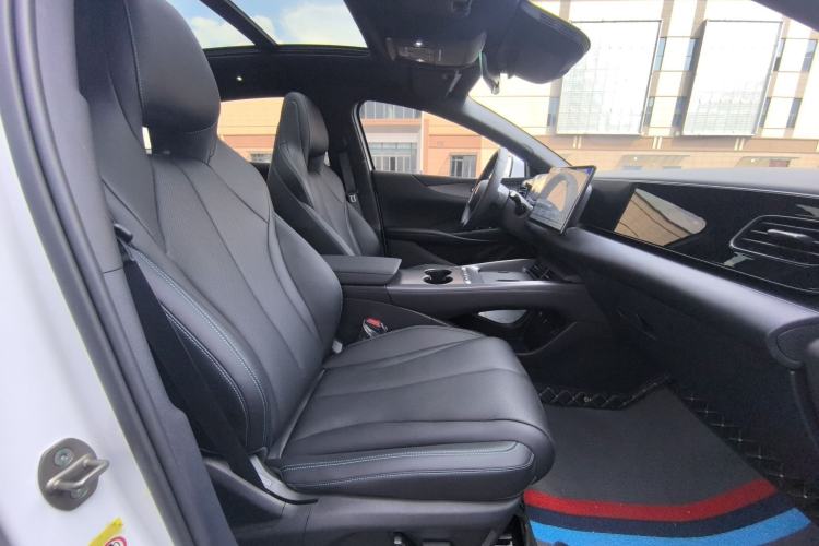 Used BYD Seal 06 New Energy 2025 EV 545KM Premium Edition Right Front Seat