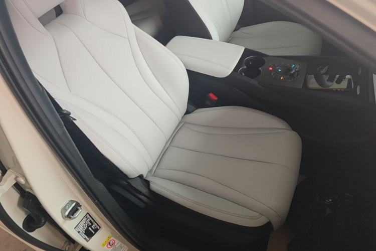 Used BYD Seal 06 New Energy 2025 DM-i Smart Drive 80KM Luxury Model Right Front Seat