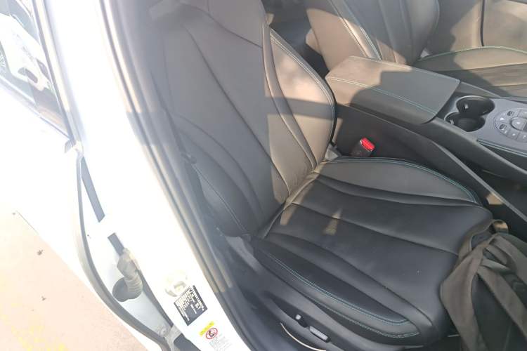 Used BYD Seal 06 New Energy 2025 DM-i Smart Drive 120KM Deluxe Model Right Front Seat