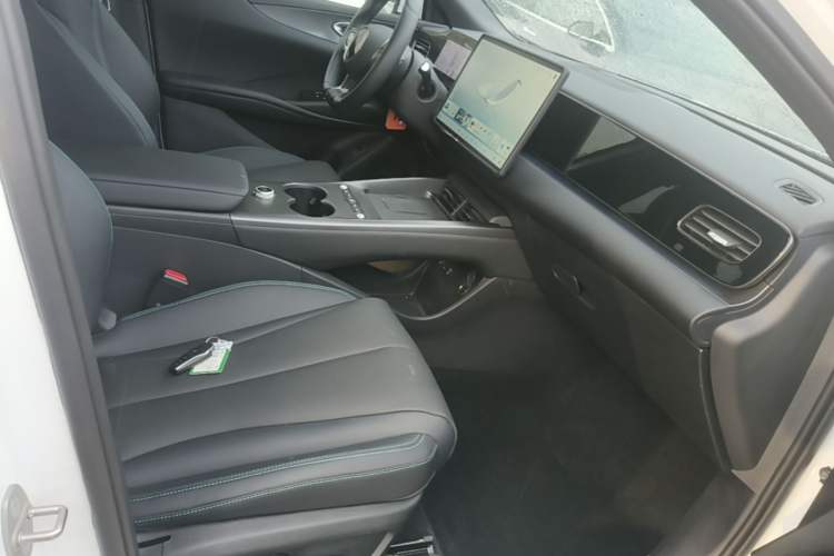 Used BYD Seal 06 New Energy 2025 EV 545KM Flagship Edition Right Front Seat