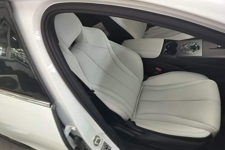 Used BYD Seal 06 New Energy 2025 DM-i Smart Drive 80KM Luxury Model Right Front Seat