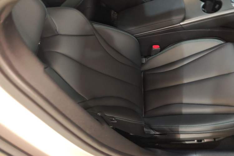 Used BYD Seal 06 New Energy 2025 EV 545KM Premium Edition Right Front Seat