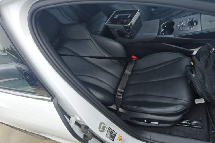 Used BYD Seal 06 New Energy 2025 DM-i Smart Drive 120KM Deluxe Model Right Front Seat