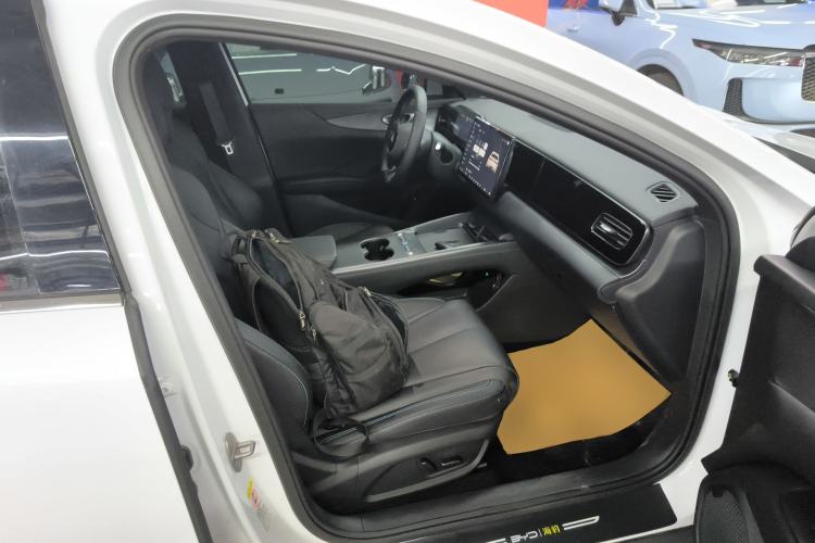 Used BYD Seal 06 New Energy 2025 EV 545KM Premium Edition Right Front Seat