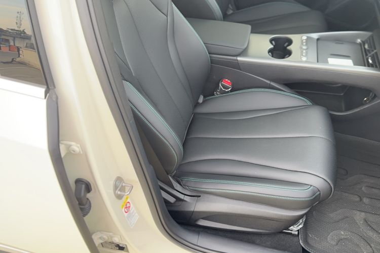 Used BYD Seal 06 New Energy 2025 EV 470KM Prestige Edition Right Front Seat