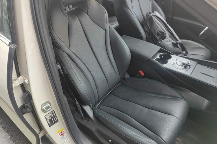 Used BYD Seal 06 New Energy 2025 DM-i Smart Drive 120KM Deluxe Model Right Front Seat
