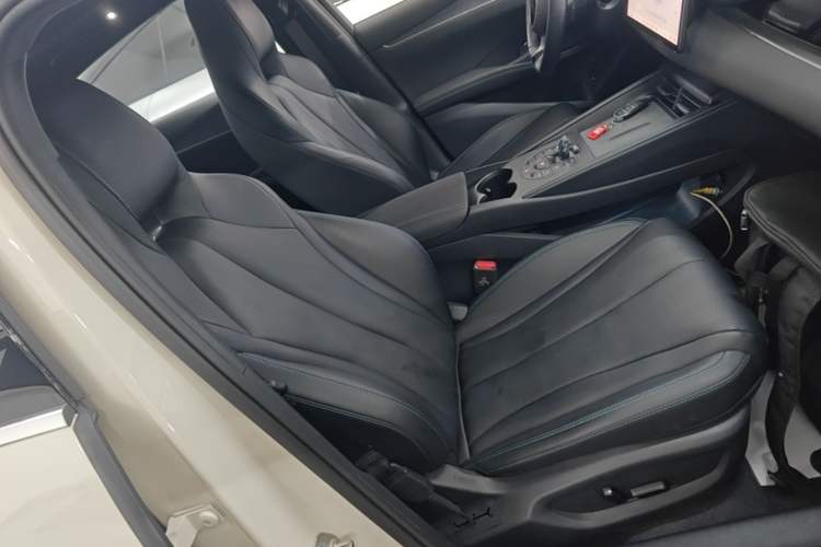 Used BYD Seal 06 New Energy 2025 DM-i Smart Drive 120KM Deluxe Model Right Front Seat