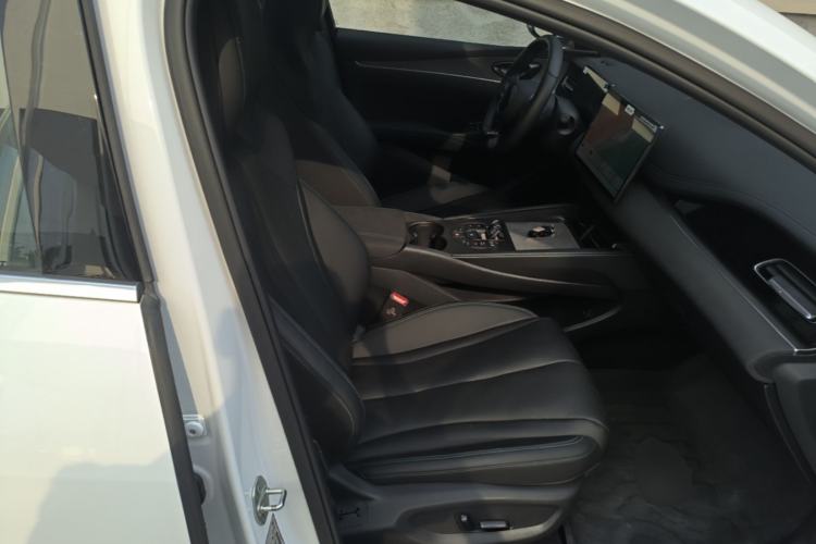 Used BYD Seal 06 New Energy 2025 DM-i Smart Drive 120KM Deluxe Model Right Front Seat