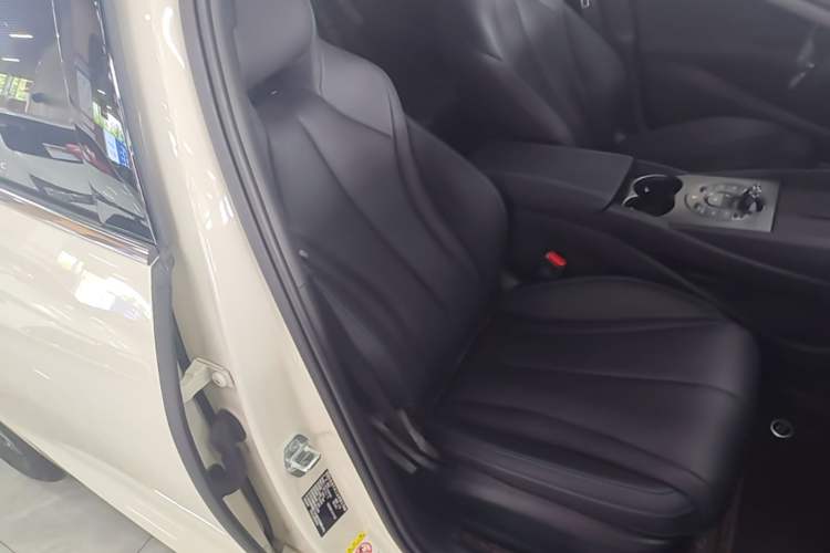 Used BYD Seal 06 New Energy 2025 DM-i Smart Drive 80KM Luxury Model Right Front Seat