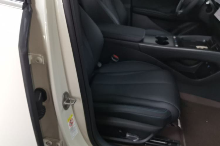 Used BYD Seal 06 New Energy 2025 EV 545KM Premium Edition Right Front Seat