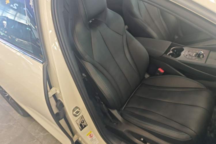 Used BYD Seal 06 New Energy 2025 DM-i Smart Drive 120KM Deluxe Model Right Front Seat
