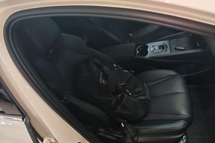 Used BYD Seal 06 New Energy 2025 DM-i Smart Drive 80KM Prestige Model Right Front Seat