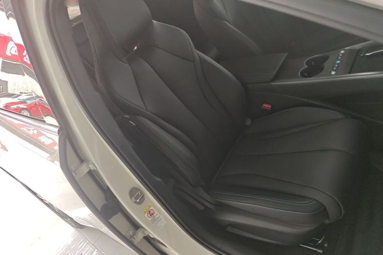 Used BYD Seal 06 New Energy 2025 EV 470KM Prestige Edition Right Front Seat