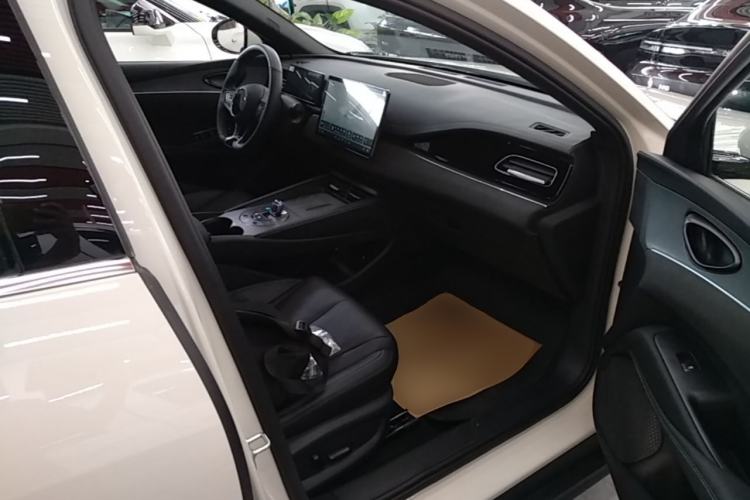 Used BYD Seal 06 New Energy 2025 DM-i Smart Drive 120KM Deluxe Model Right Front Seat
