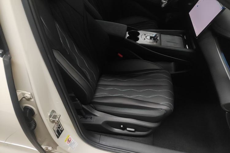 Used BYD Seal 06 New Energy 2025 DM-i Intelligent Drive 120KM Flagship Model Right Front Seat