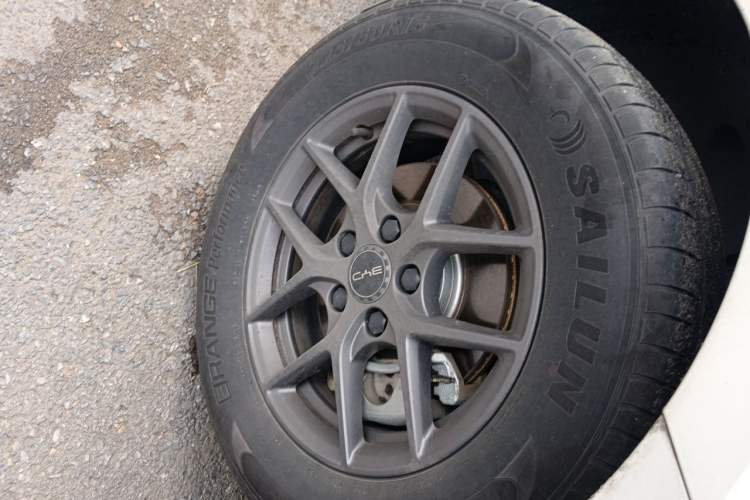 Used BYD Seal 06 New Energy 2025 DM-i Smart Drive 80KM Luxury Model Right Front Wheel Hub