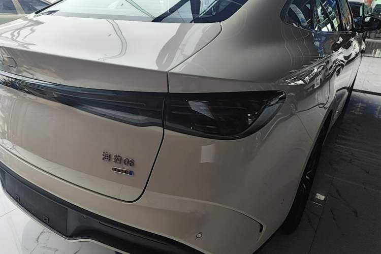 Used BYD Seal 06 New Energy 2025 DM-i Smart Drive 120KM Deluxe Model Right Rear Taillight
