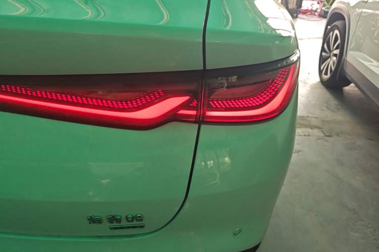 Used BYD Seal 06 New Energy 2025 EV 545KM Flagship Edition Right Rear Taillight