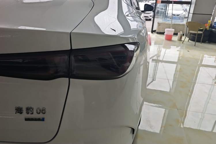 Used BYD Seal 06 New Energy 2025 DM-i Smart Drive 80KM Luxury Model Right Rear Taillight