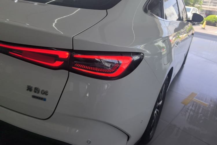 Used BYD Seal 06 New Energy 2025 DM-i Smart Drive 120KM Prestige Model Right Rear Taillight