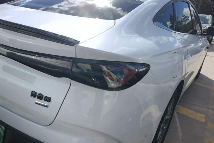 Used BYD Seal 06 New Energy 2025 DM-i Smart Drive 80KM Luxury Model Right Rear Taillight