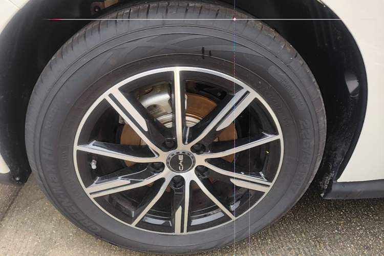 Used BYD Seal 06 New Energy 2025 DM-i Smart Drive 120KM Deluxe Model Right Rear Wheel Hub