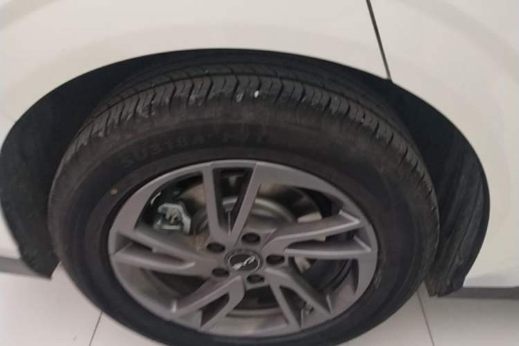 Used BYD Seal 06 New Energy 2025 EV 470KM Prestige Edition Right Rear Wheel Hub