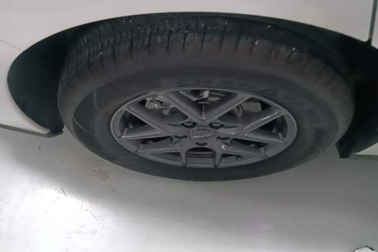 Used BYD Seal 06 New Energy 2025 DM-i Smart Drive 80KM Luxury Model Right Rear Wheel Hub