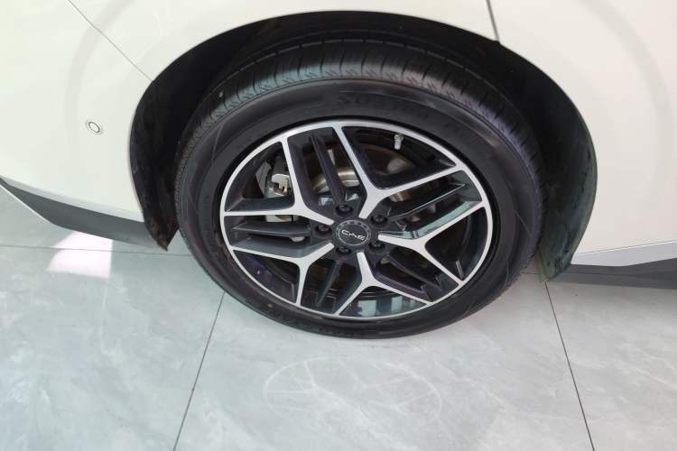 Used BYD Seal 06 New Energy 2025 EV 545KM Flagship Edition Right Rear Wheel Hub