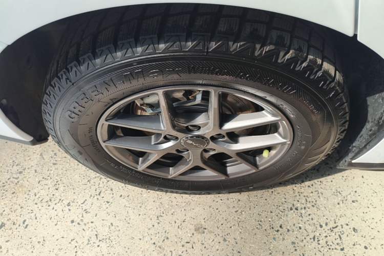 Used BYD Seal 06 New Energy 2025 DM-i Smart Drive 80KM Luxury Model Right Rear Wheel Hub