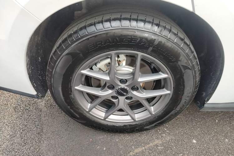 Used BYD Seal 06 New Energy 2025 DM-i Smart Drive 80KM Luxury Model Right Rear Wheel Hub