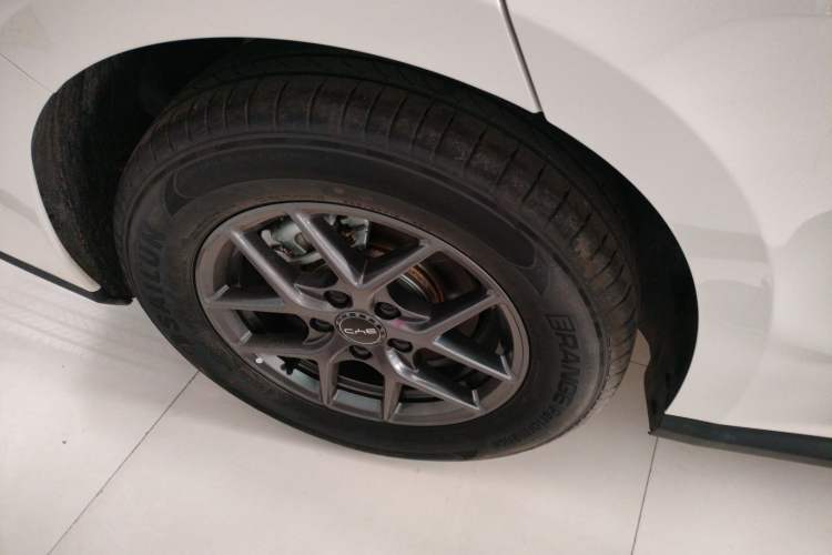 Used BYD Seal 06 New Energy 2025 DM-i Smart Drive 80KM Luxury Model Right Rear Wheel Hub