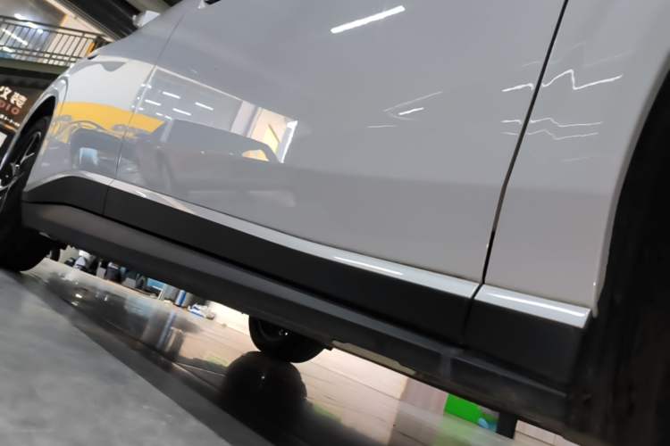 Used BYD Seal 06 New Energy 2025 EV 545KM Flagship Edition Right Side Sill