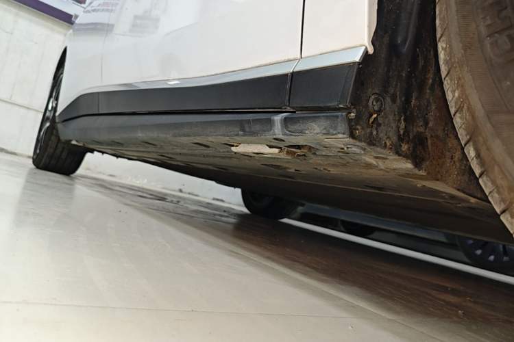 Used BYD Seal 06 New Energy 2025 EV 545KM Flagship Edition Right Side Sill