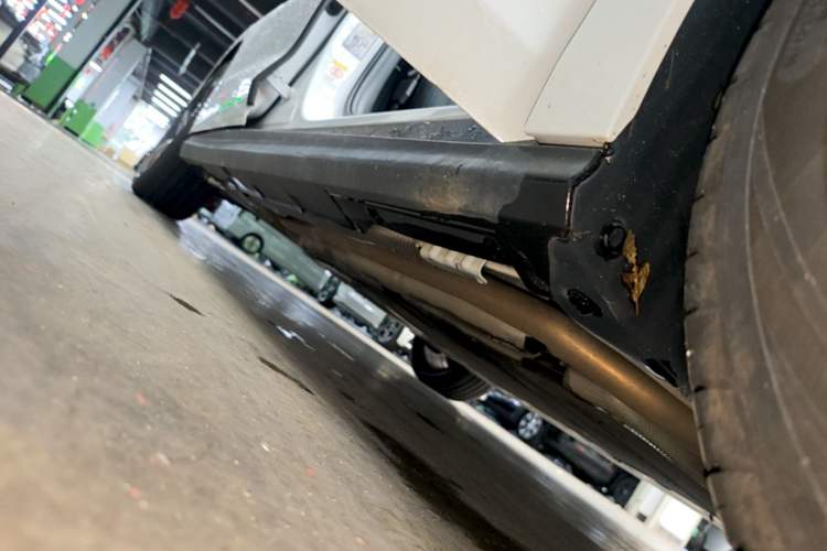 Used BYD Seal 06 New Energy 2025 DM-i Intelligent Drive 120KM Flagship Model Right Side Sill