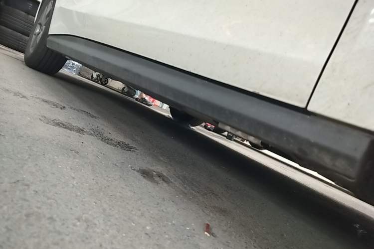 Used BYD Seal 06 New Energy 2025 DM-i Smart Drive 80KM Luxury Model Right Side Sill