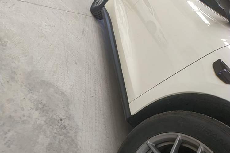 Used BYD Seal 06 New Energy 2025 DM-i Smart Drive 80KM Luxury Model Right Side Sill