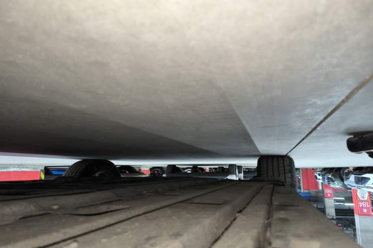 Used BYD Seal 06 New Energy 2025 EV 545KM Premium Edition Right Side Sill
