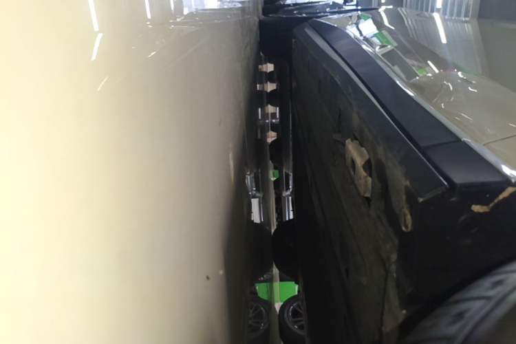 Used BYD Seal 06 New Energy 2025 EV 470KM Prestige Edition Right Side Sill