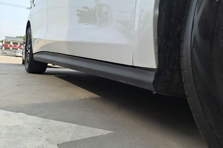 Used BYD Seal 06 New Energy 2025 DM-i Smart Drive 120KM Deluxe Model Right Side Sill