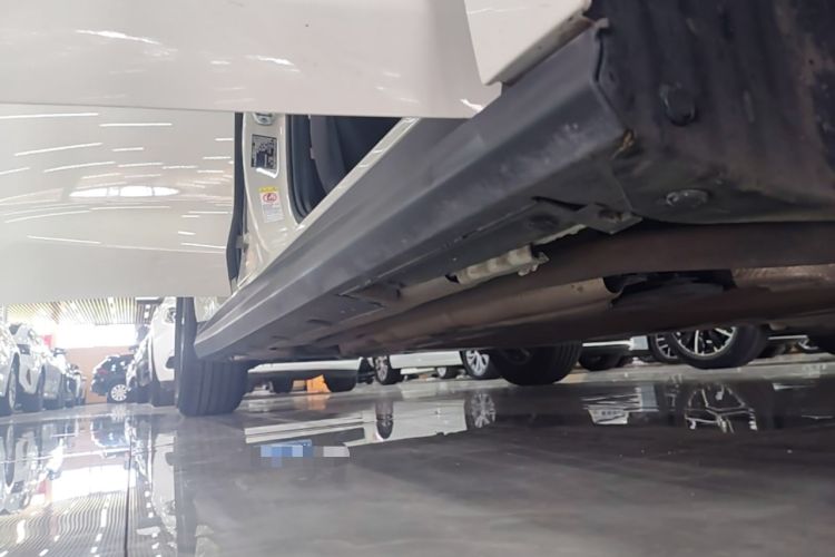Used BYD Seal 06 New Energy 2025 DM-i Smart Drive 80KM Luxury Model Right Side Sill