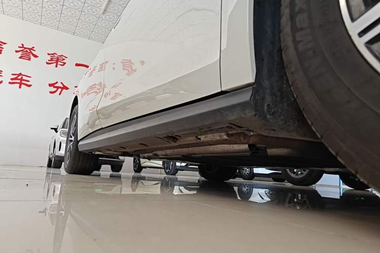 Used BYD Seal 06 New Energy 2025 DM-i Smart Drive 120KM Deluxe Model Right Side Sill