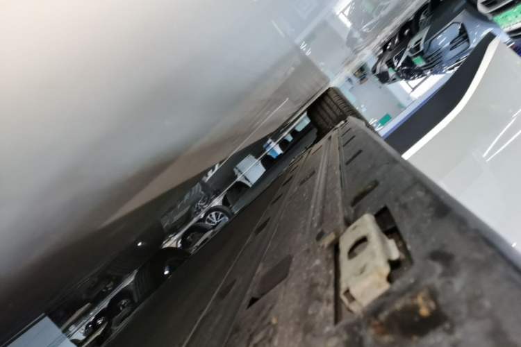 Used BYD Seal 06 New Energy 2025 EV 545KM Premium Edition Right Side Sill