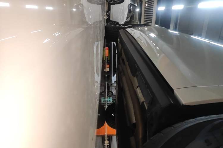 Used BYD Seal 06 New Energy 2025 DM-i Intelligent Drive 120KM Flagship Model Right Side Sill