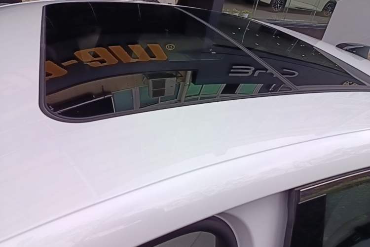 Used BYD Seal 06 New Energy 2025 DM-i Smart Drive 120KM Deluxe Model Roof