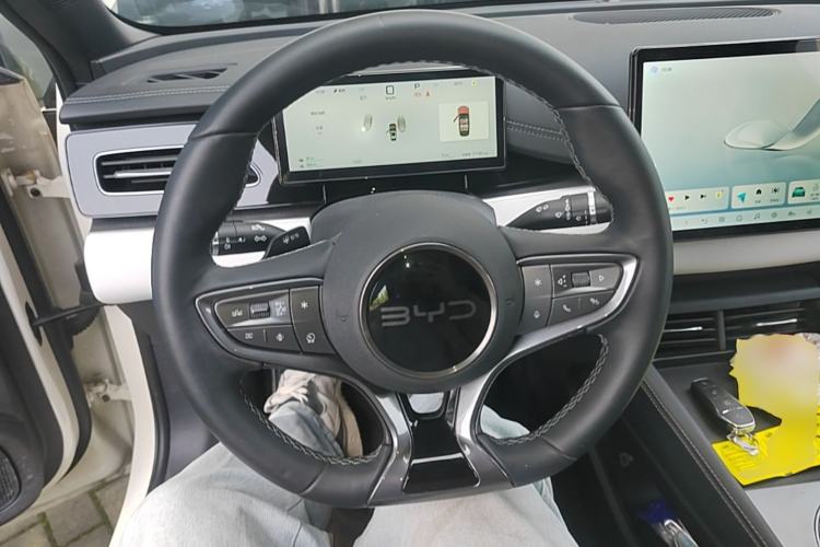 Used BYD Seal 06 New Energy 2025 DM-i Smart Drive 120KM Prestige Model Steering Wheel
