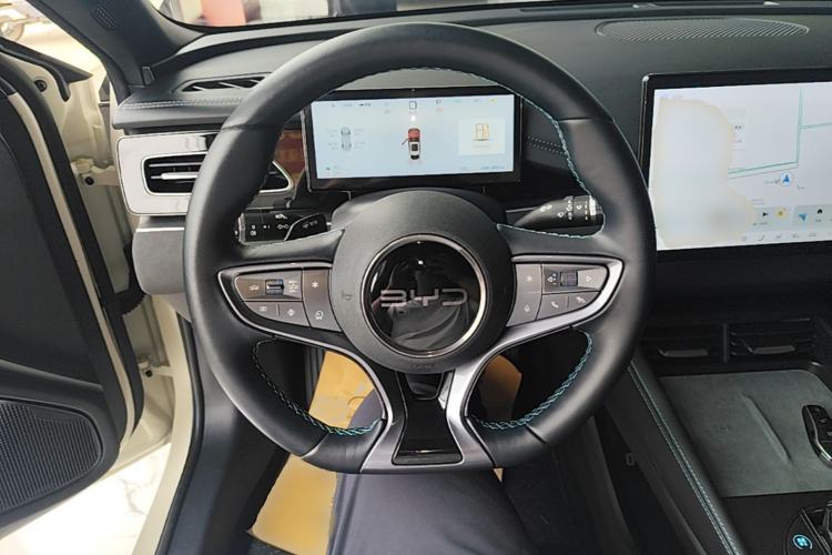 Used BYD Seal 06 New Energy 2025 DM-i Smart Drive 120KM Deluxe Model Steering Wheel