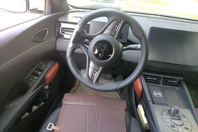 Used BYD Seal 06 New Energy 2025 DM-i Smart Drive 80KM Luxury Model Steering Wheel