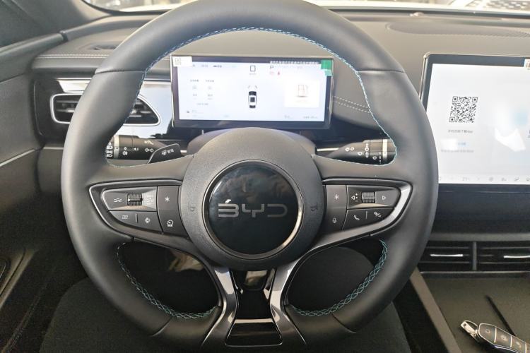 Used BYD Seal 06 New Energy 2025 DM-i Smart Drive 80KM Luxury Model Steering Wheel