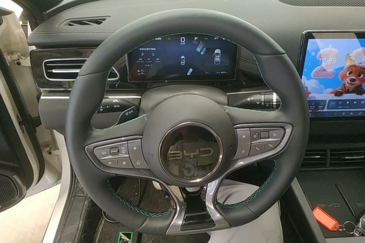 Used BYD Seal 06 New Energy 2025 DM-i Smart Drive 80KM Luxury Model Steering Wheel